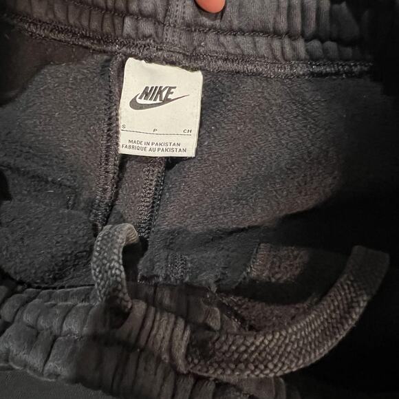 Nike Sportswear Club Fleece Pants Mens Small Black Joggers Swoosh Sweatpants - Picture 4 of 12